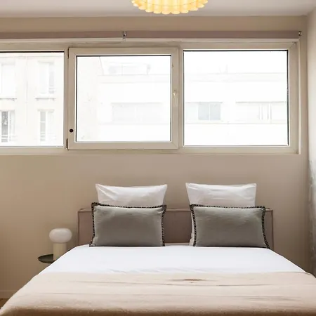 Appartement Air-conditioned Studio, Close To Paris *